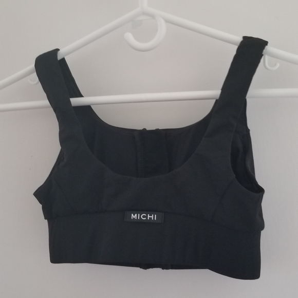 Michi front zip up sports bra - Picture 2 of 3
